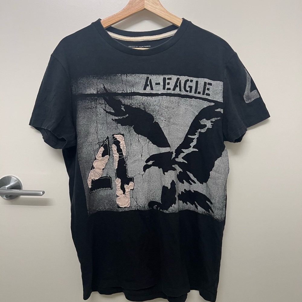 American Eagle Men’s Black Graphic T-Shirt Size M Number 4 & Flying Eagle Design